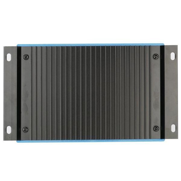 Victron Energy BlueSolar PWM-LCD&USB 12/24V-20A(20A, 12/24В) Контроллер заряда 99-00010925 фото